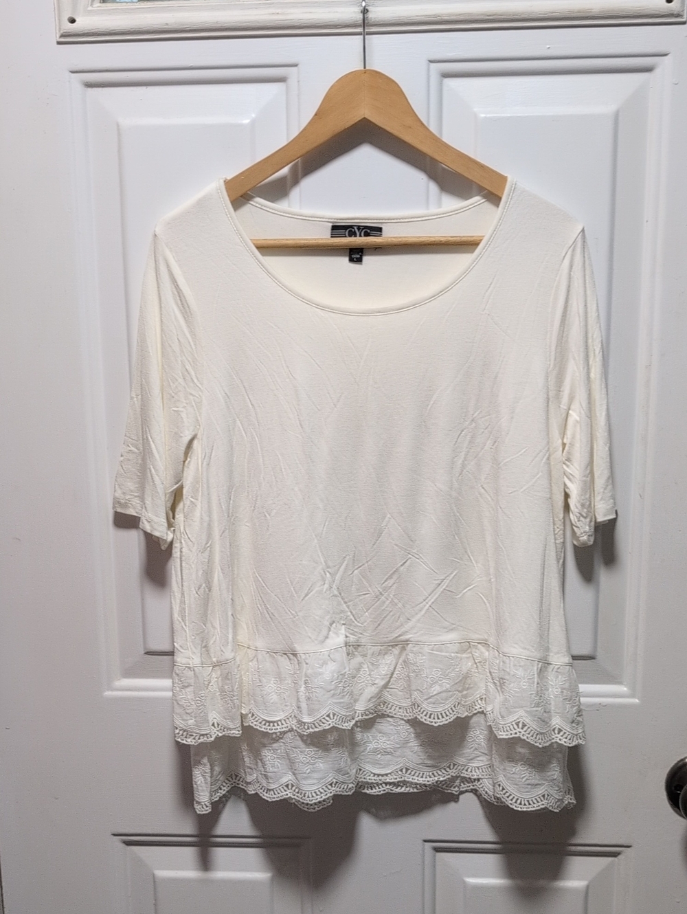Ellen Tracy Cream Lace-Hem Scoop Neck Tunic